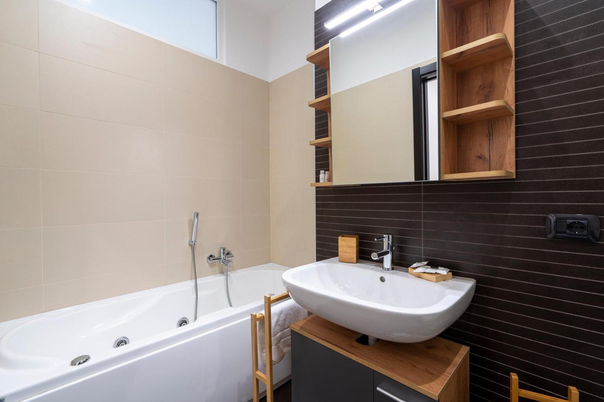 Boscoincitta Apt With Garage And Whirlpool Tub 巴里 外观 照片
